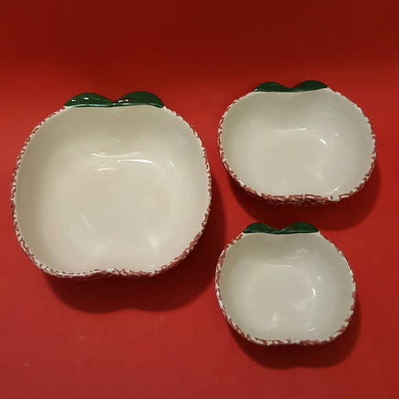 Set of 3 Ceramic Apple-shaped Nesting bowls - Picture 5 of 12